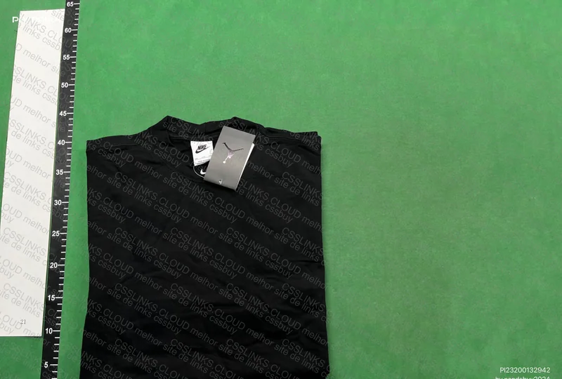 Nike T-Shirt with Measurements 4