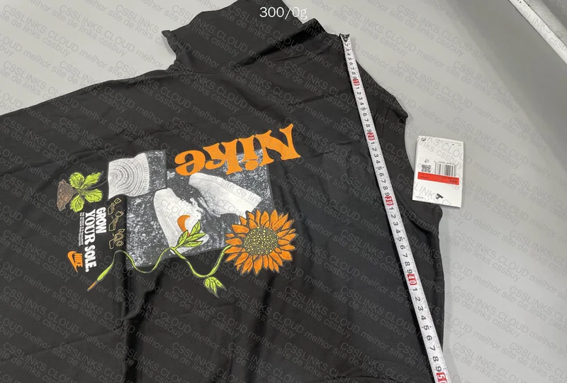 Nike T-Shirt with Measurements 8