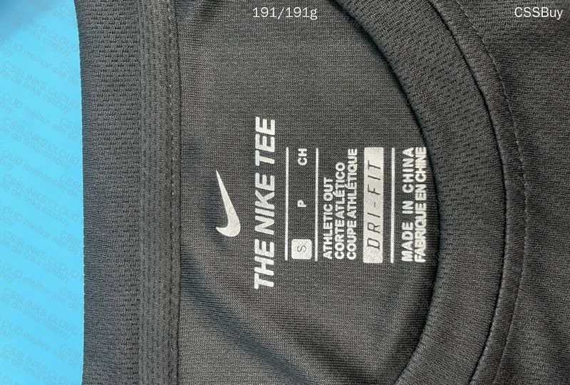 Nike Dri-Fit T-Shirt 2