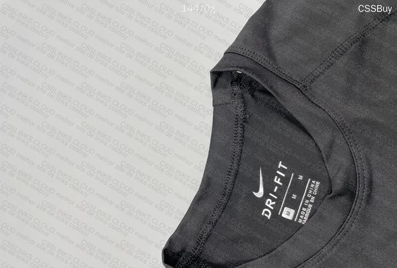 Nike Dri-Fit T-Shirt 2