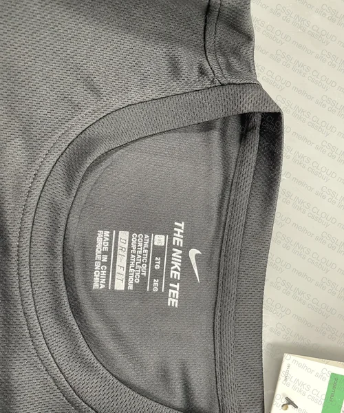 Nike Dri-Fit T-Shirt 5