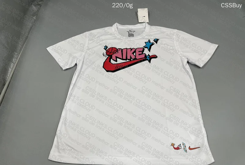 Nike (Dri-Fit?) T-Shirt 4