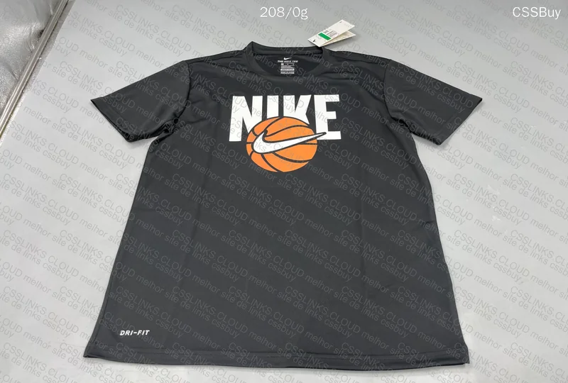 Nike Dri-Fit T-Shirt 4