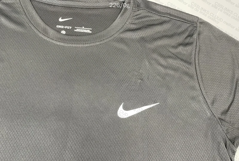Nike Dri-Fit T-Shirt 2