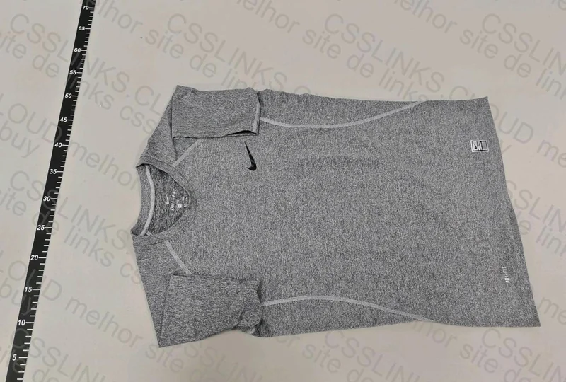 Nike Dri-Fit T-Shirt 3