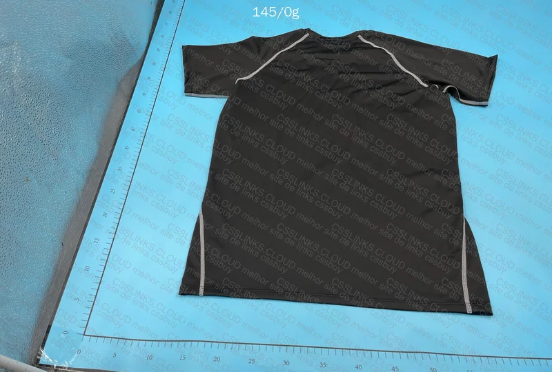 Nike Dri-Fit T-Shirt 4