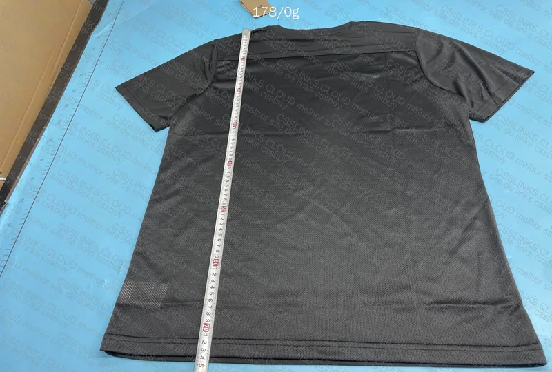 Nike Dri-Fit T-Shirt 4