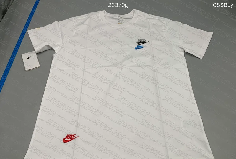 Nike NSW Essentials White T-Shirt 2