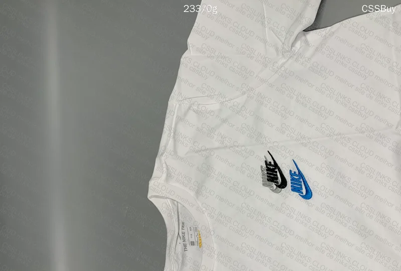 Nike NSW Essentials White T-Shirt 9