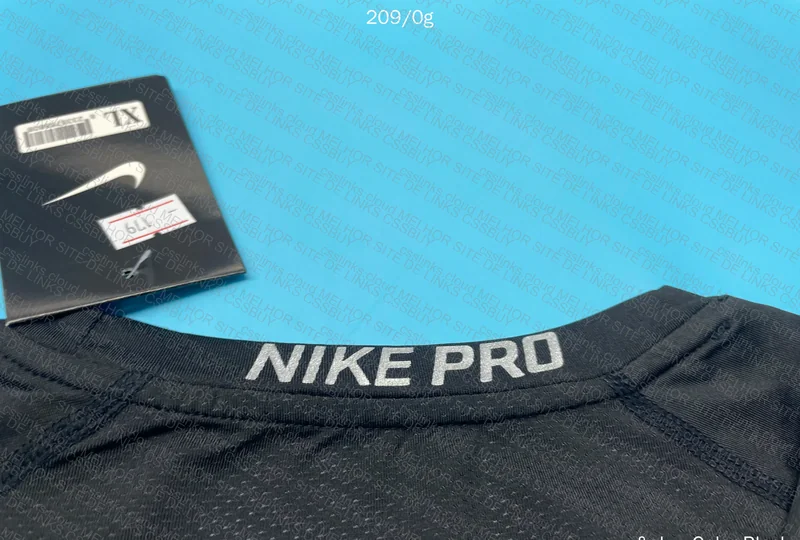 Nike Pro T-Shirt 4