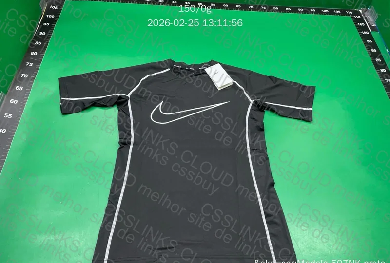 Camiseta Nike pro 4