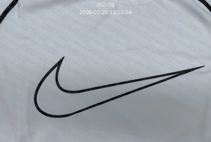 Camiseta Nike pro 4