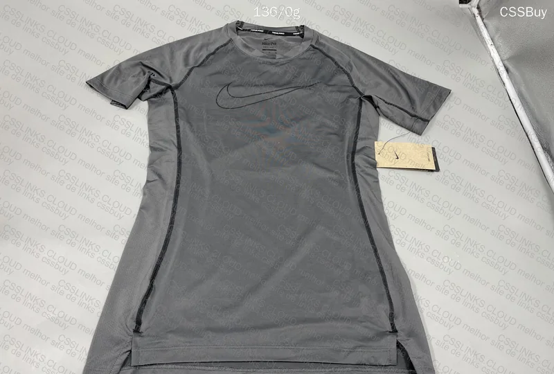 Nike Pro Dry-Fit T-Shirt 4
