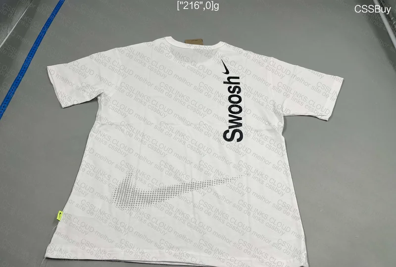 Nike Swoosh 20Y T-Shirt