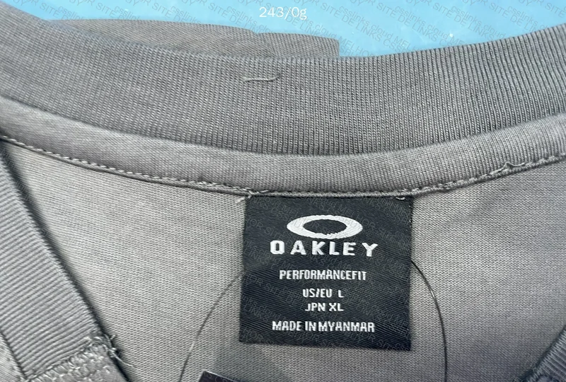 Oakley T-shirt 3
