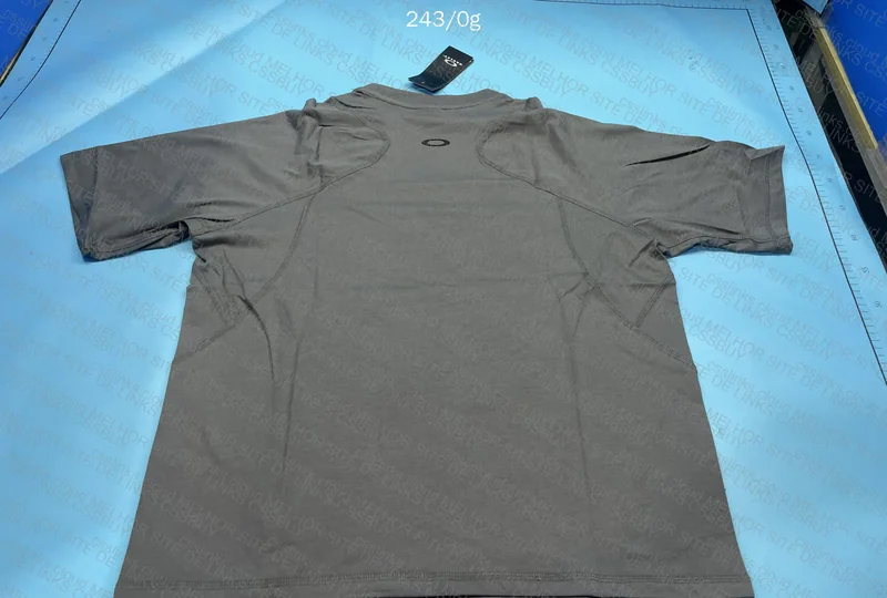 Oakley T-shirt 6