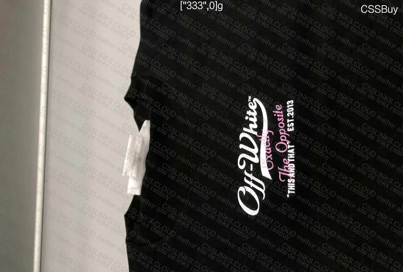 Off-White T-shirt (108¥) 3
