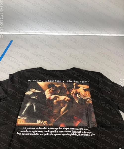 Off-White T-shirt