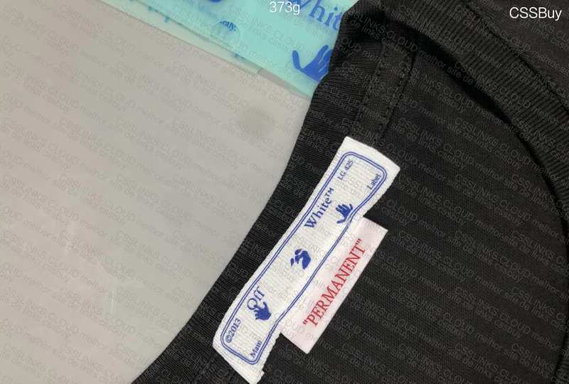 Off-White T-shirt