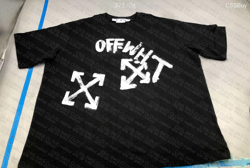 Off-White T-shirt