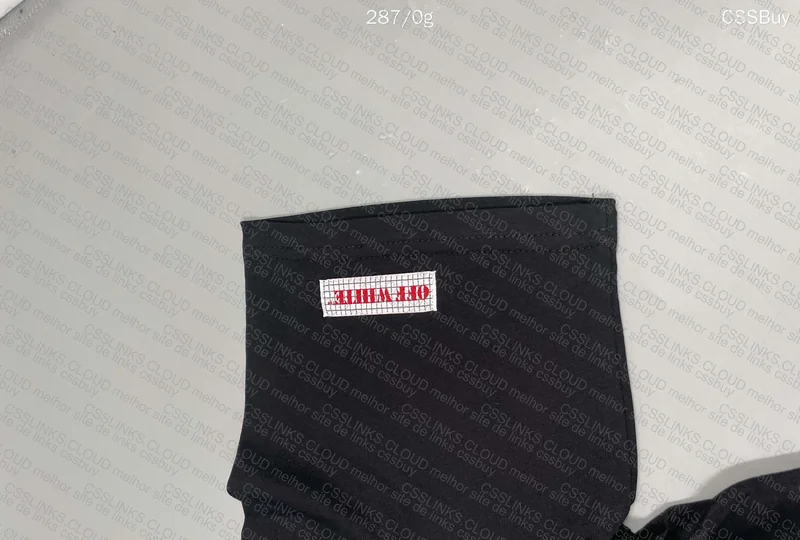 Off-White T-shirt