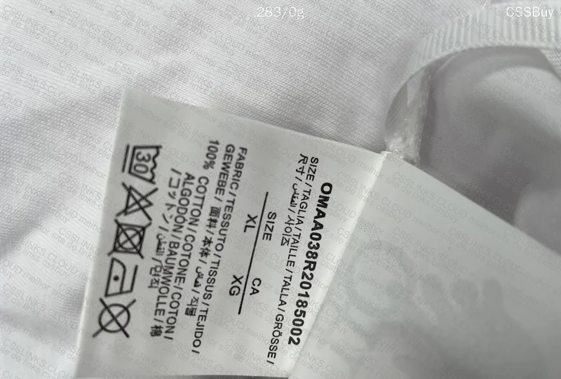 Off-White T-shirt