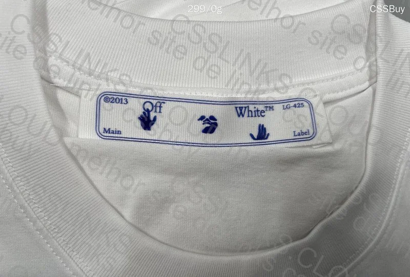 Off-White T-shirt