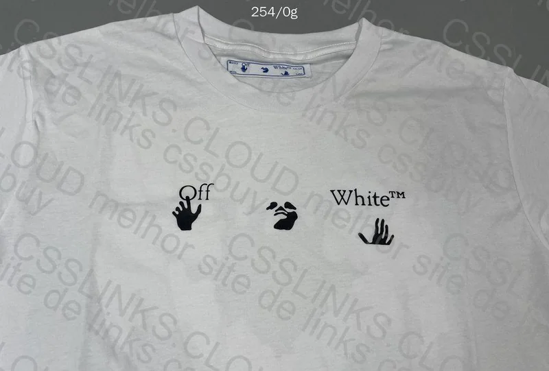 Off-White T-shirt