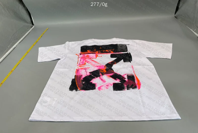 Off-White T-shirt