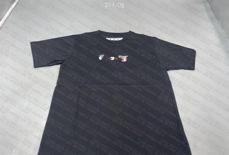 Off-White T-shirt