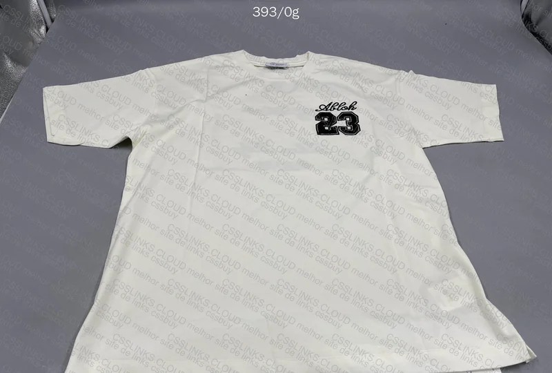 Off-White T-shirt