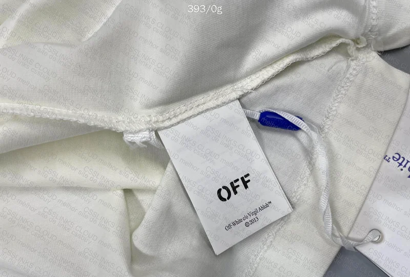 Off-White T-shirt 4