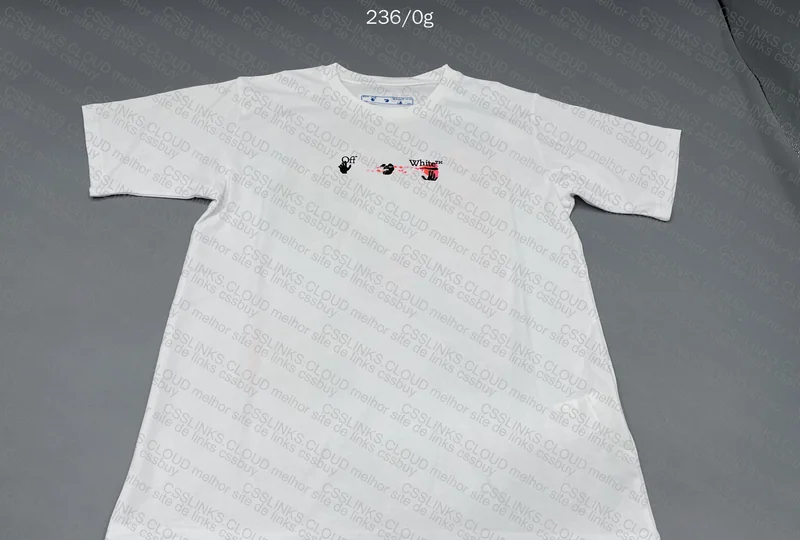 Off-White T-shirt