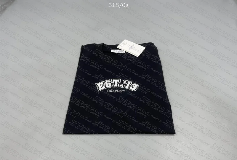 Off-White T-shirt