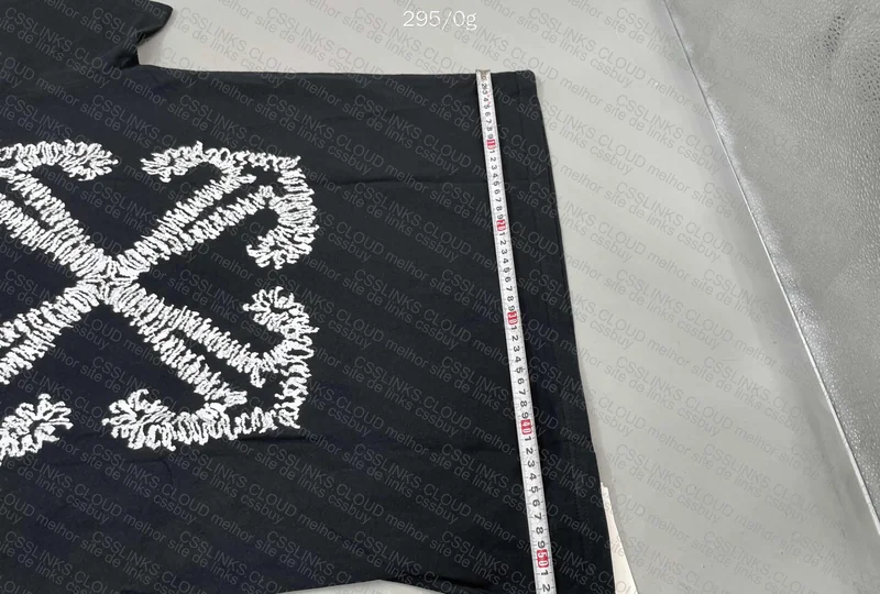 Off-white T-shirt 7