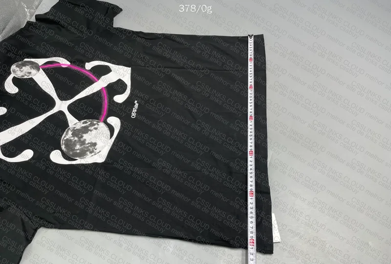 Off-White T-shirt