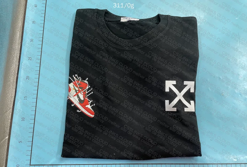 Off-White T-shirt 4