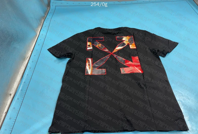 Off-White T-shirt 3