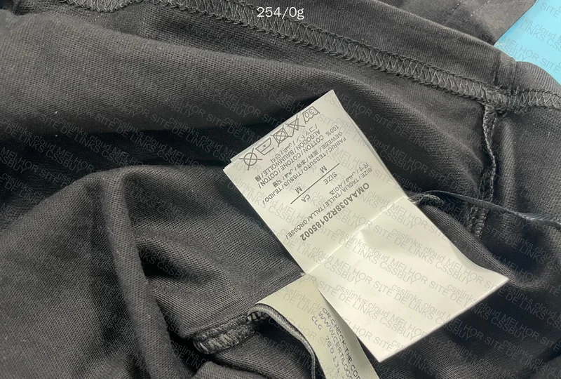 Off-White T-shirt 4