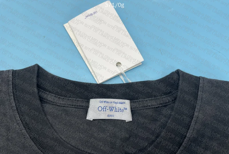 Off-White T-shirt 3
