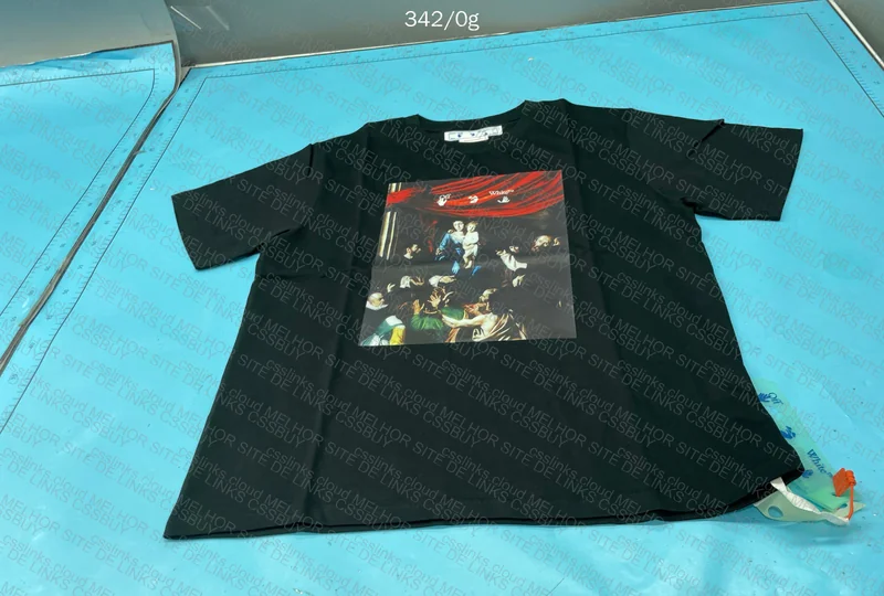 Off-White T-shirt 3