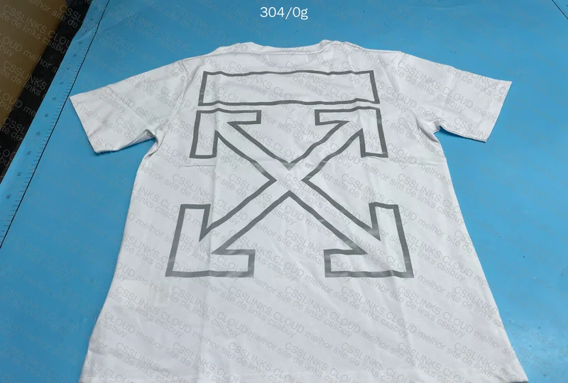 Off-White T-shirt
