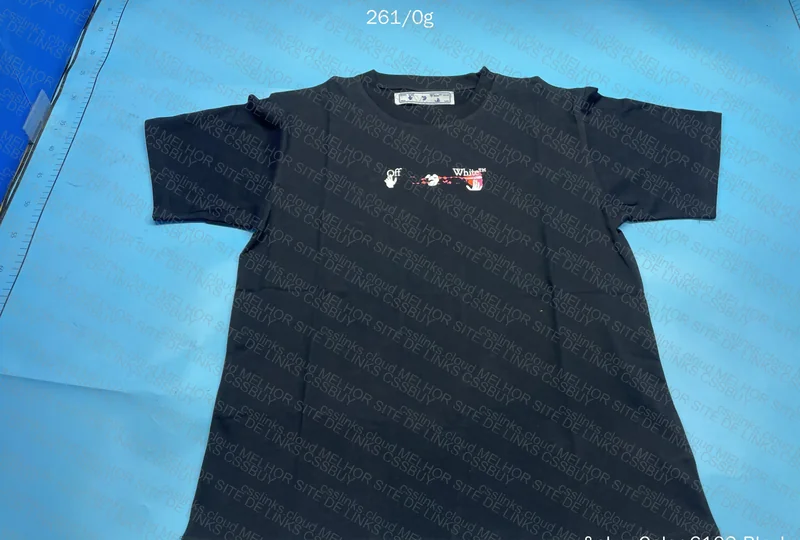 Off-White T-shirt