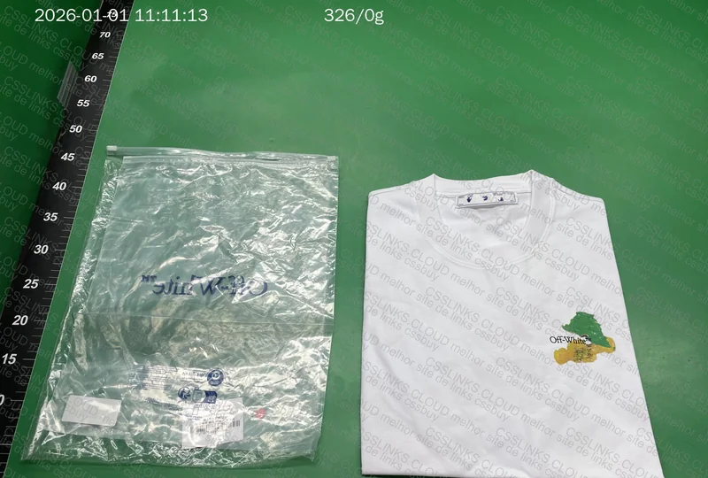 Off-White T-shirt