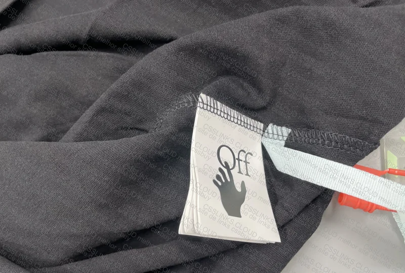 OFF-White Slim Fit Tape Arrows Black Beige T-Shirt 3