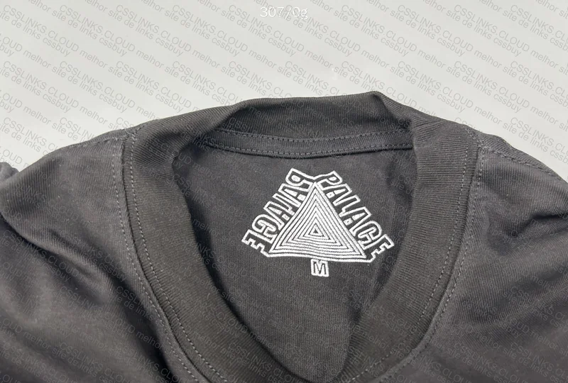 Palace T-Shirt 3