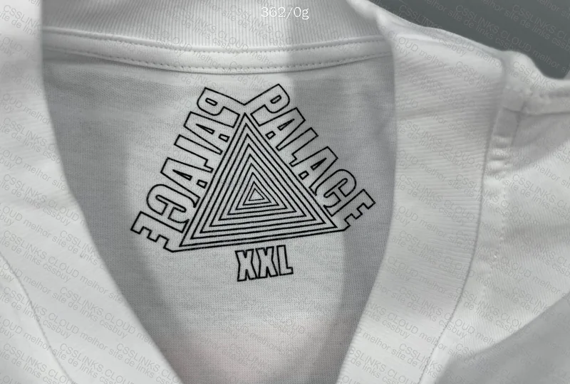 Palace T-Shirt 3