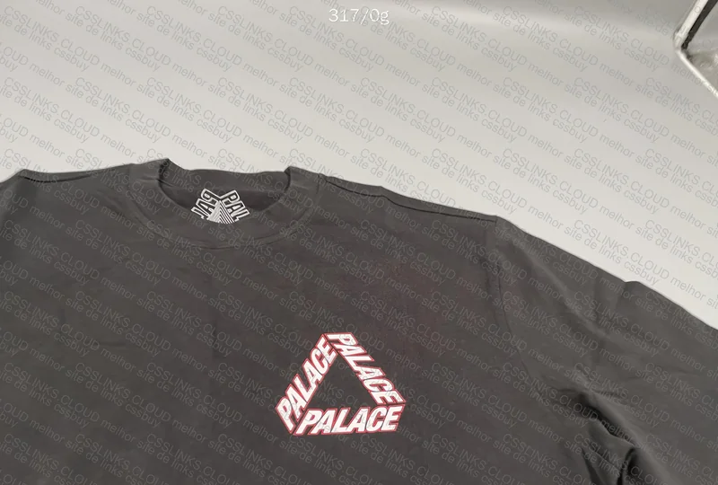 Palace T-Shirt 3