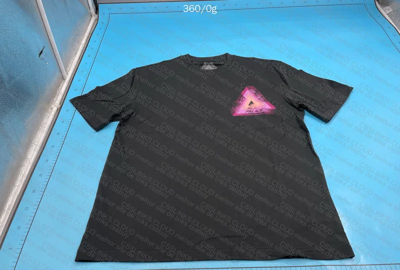 Palace T-Shirt 3