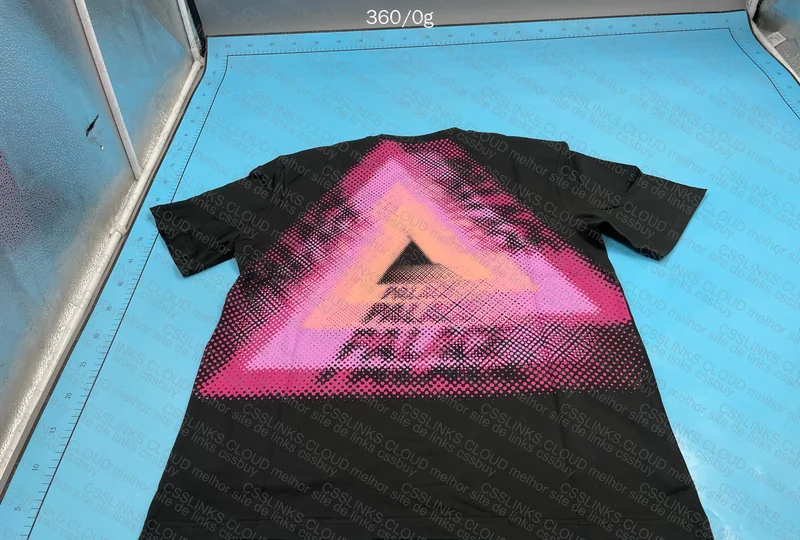 Palace T-Shirt 4